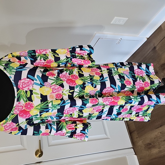 Dress - Picture 3 of 16